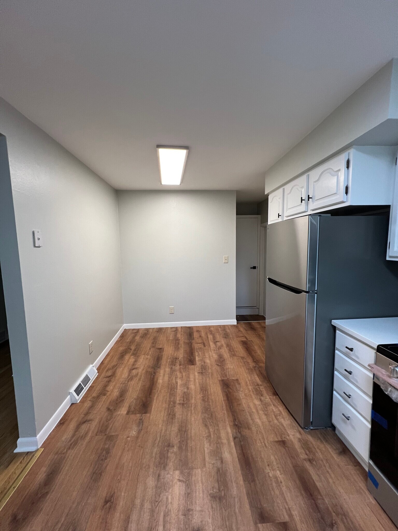 Building Photo - 1129 Gard Pl