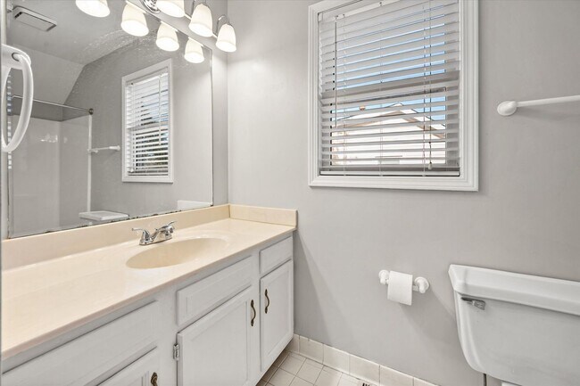 Building Photo - Beautiful 3-Bedroom Home on a Quiet Cul-de-Sac