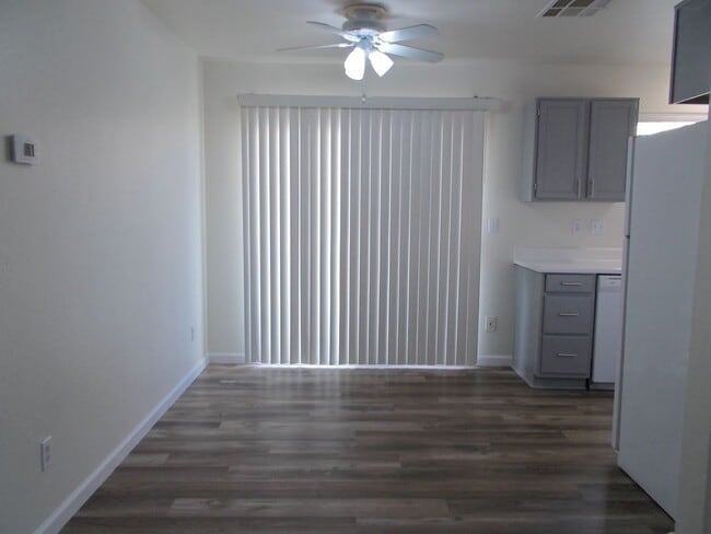 Building Photo - Charming 1 Bedroom, 1 Bath Home in a Well-Maintained HOA Community