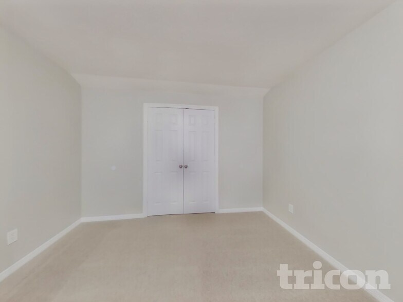 Building Photo - 21214 Peachvine Ln