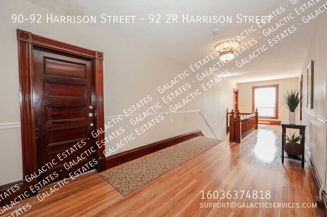 Building Photo - 90-92 Harrison Street-92 2R Harrison Street