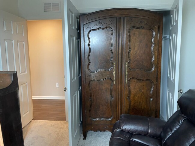 Building Photo - Luxury New Construction Townhome in Lime S...
