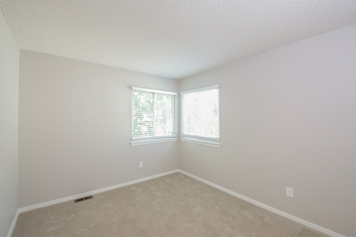 Building Photo - 16556 E Hialeah Dr