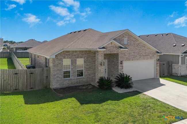 Building Photo - 412 Brushy Creek