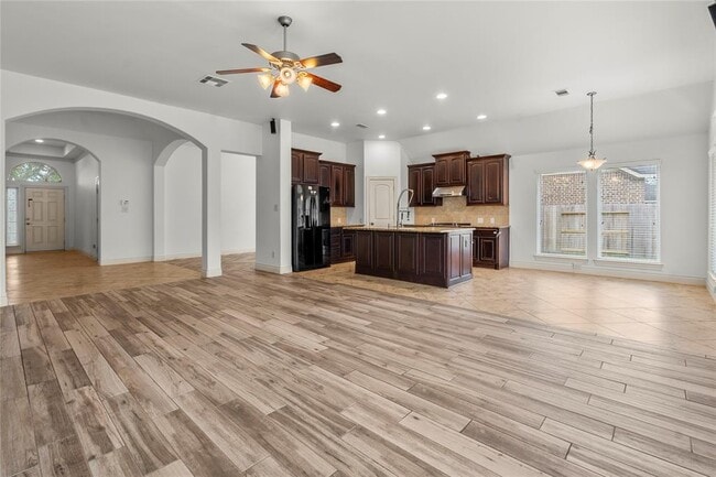 Building Photo - 14001 Bright Glen Dr