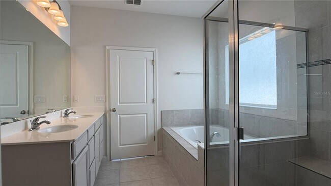 Building Photo - 648 Bloom Terrace