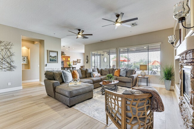 Building Photo - 41708 N Cross Timbers Trail