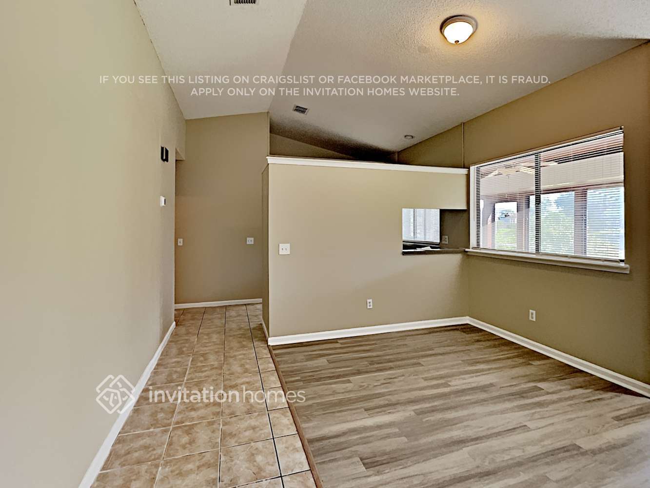Building Photo - 2171 Aztec Dr W