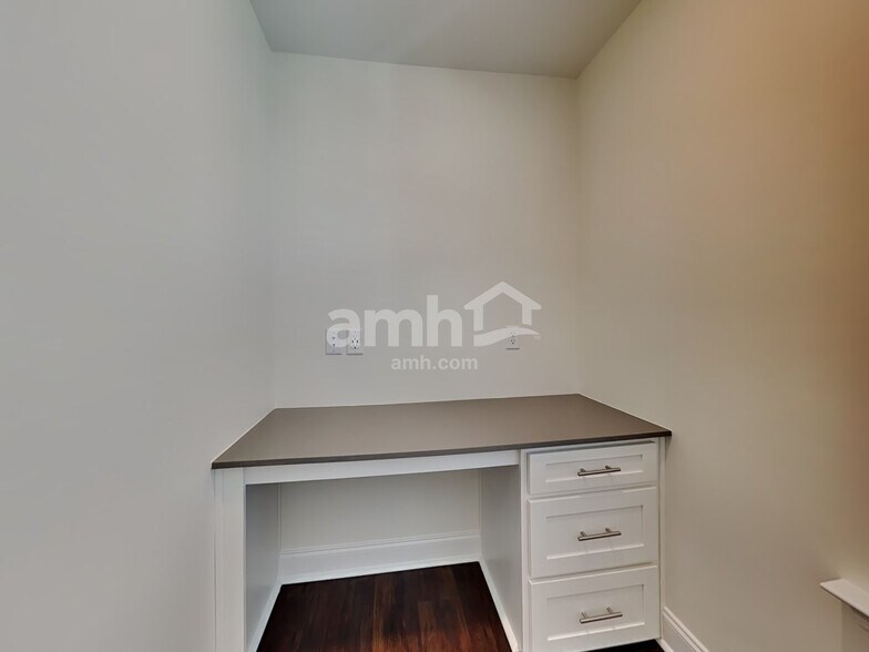 Building Photo - 110 Anthurium Dr