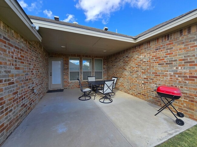 Building Photo - 6109 Frio Dr