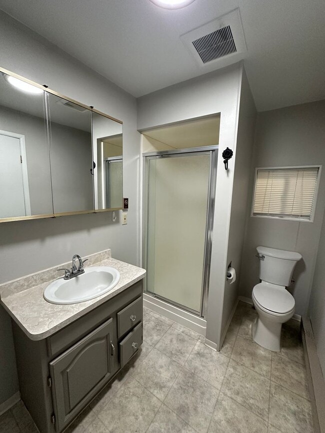 Building Photo - Great location in Meridian for this 3 bedroom 2 bath home.