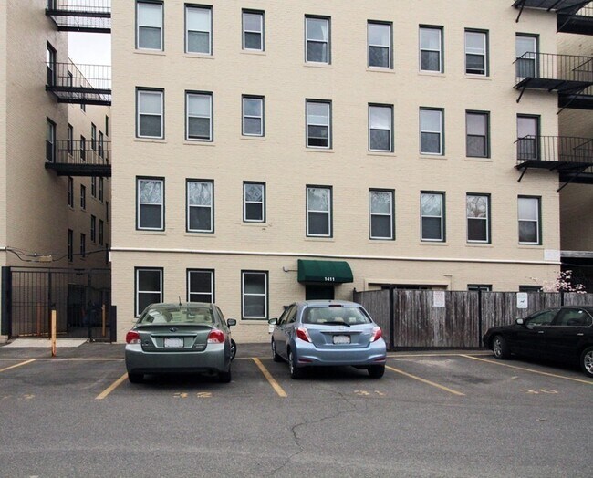 Building Photo - 1411 Commonwealth Ave