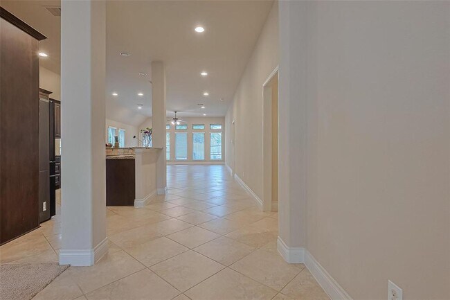 Building Photo - 10623 Davlee Ln