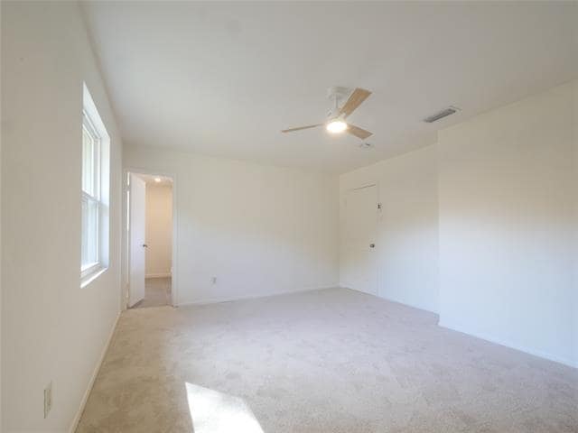 Building Photo - 312 W Little Creek Rd