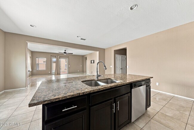 Building Photo - 25954 W Potter Dr