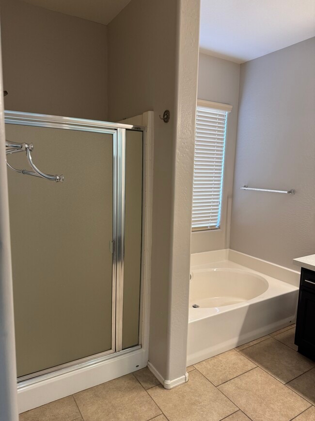 Building Photo - 8712 W Hammond Ln