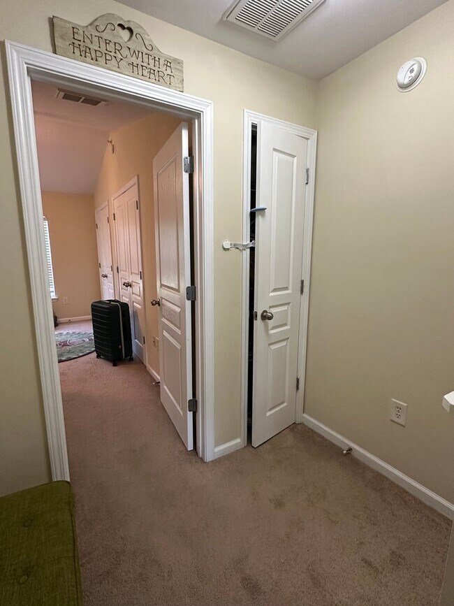 Building Photo - 1855 Candlewood Ct