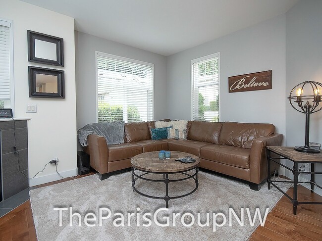 Building Photo - Exceptional Kirkland TH – Gorgeous Upgrade...