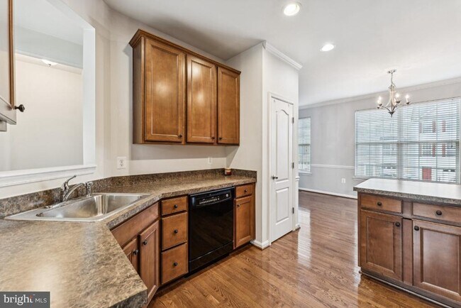 Building Photo - 15304 Pocopson Creek Way