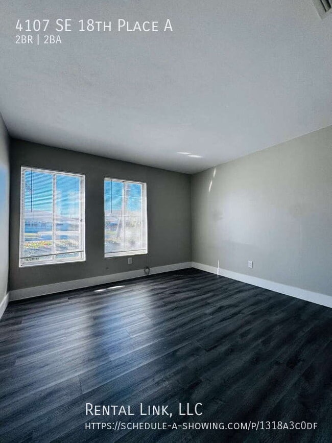 Building Photo - 4107 SE 18th Pl