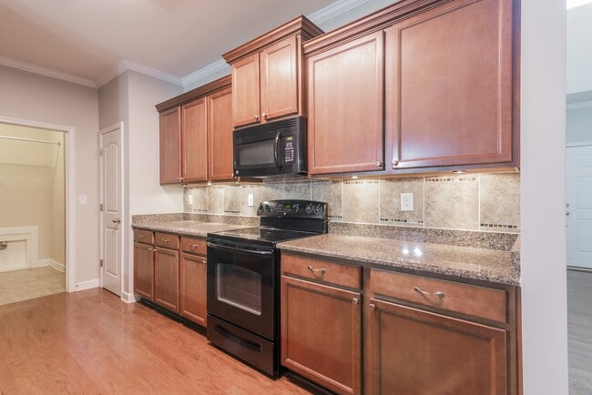 Building Photo - 8513 Loxton Cir