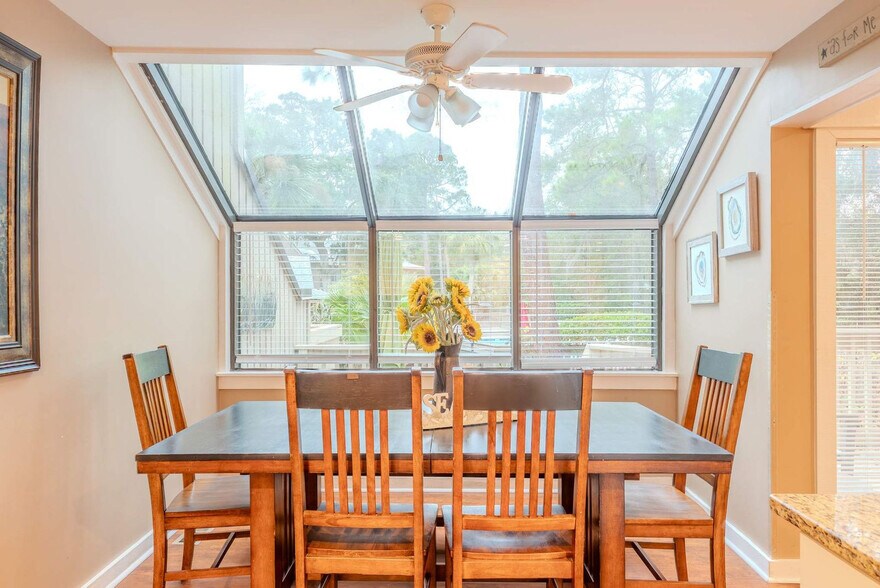 Building Photo - 183 Beachwalk Villa