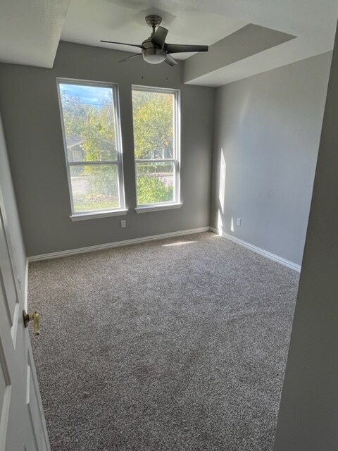 Building Photo - 505 Barnes St