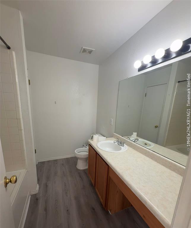 Building Photo - 128 Grant Way