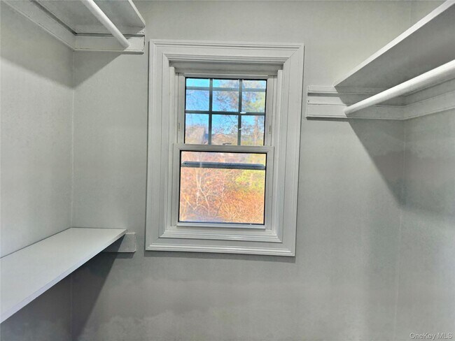 Building Photo - 32 Berkshire Rd