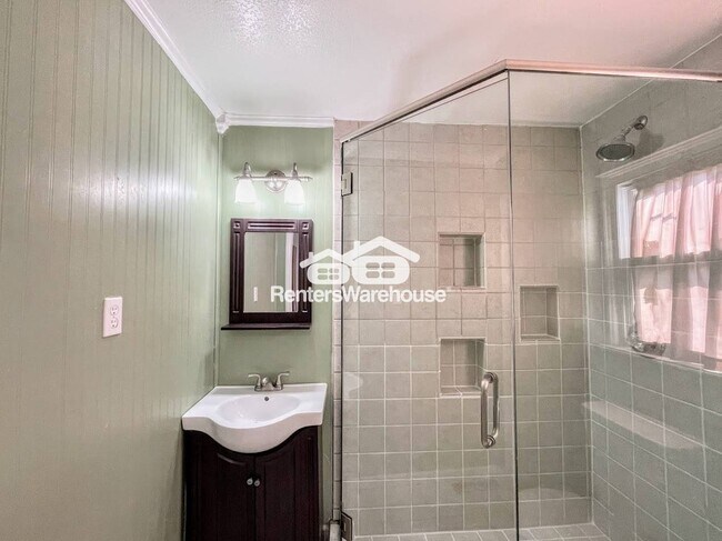 Building Photo - 1341 Boxwood Cir