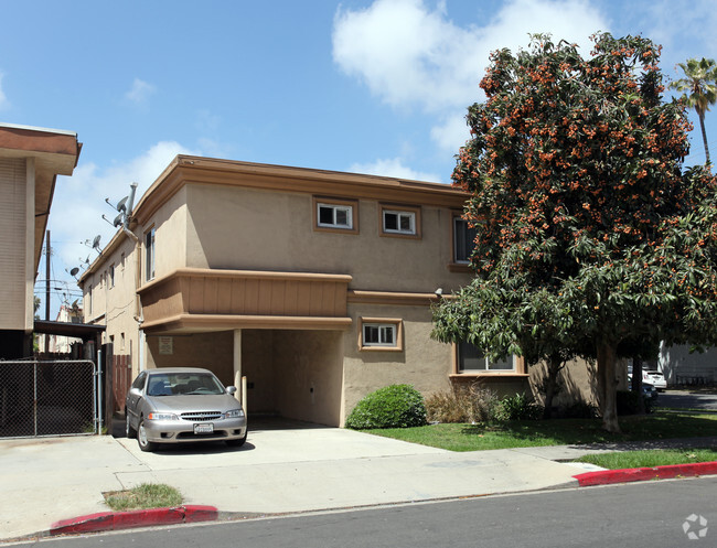 Building Photo - 11610 Iowa Ave
