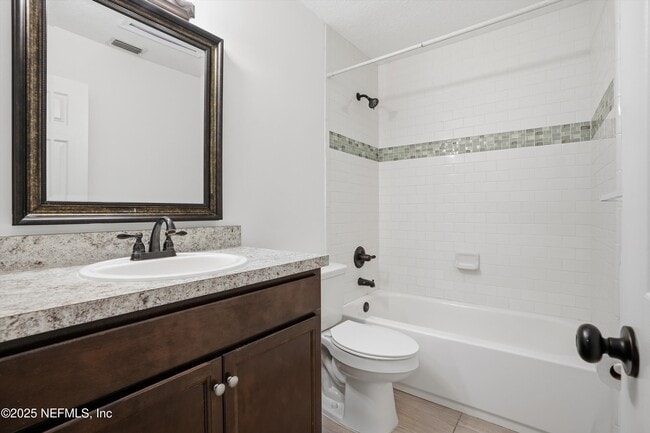 Building Photo - 11365 Tanager Dr S