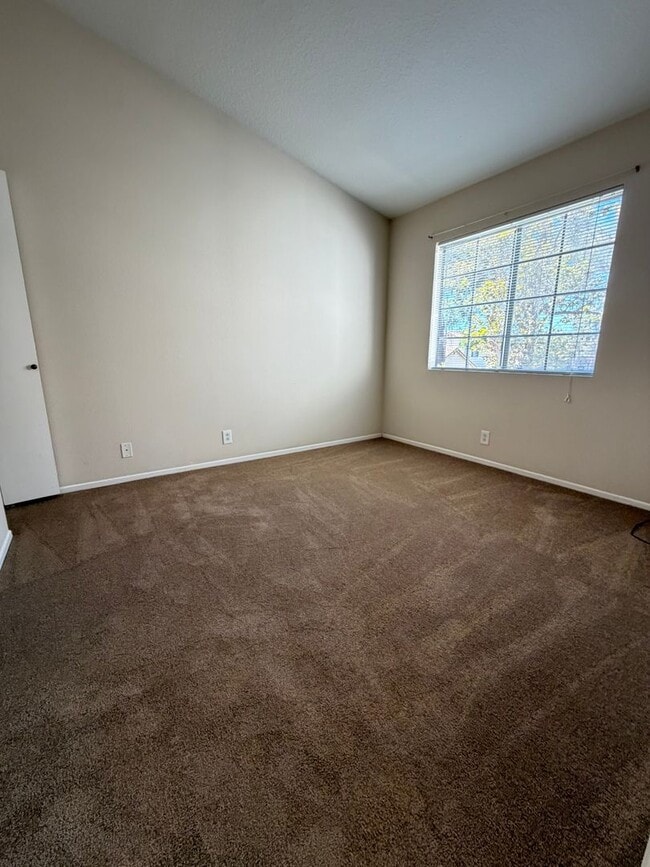 Building Photo - 79 Gaviota