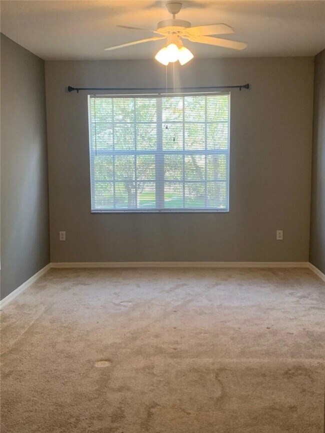 Building Photo - Palm Estates 2 Bedroom 2 Bath Condo w/Attached garage