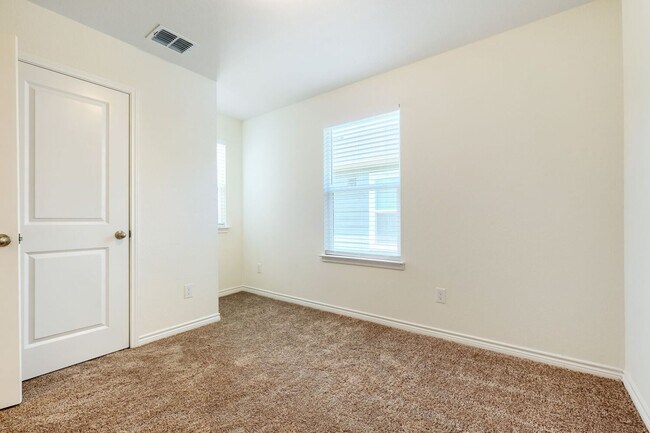 Building Photo - 4519 Gato Calico Dr