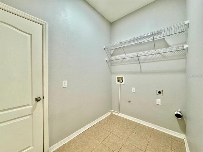 Building Photo - 18205 Fall Creek Dr