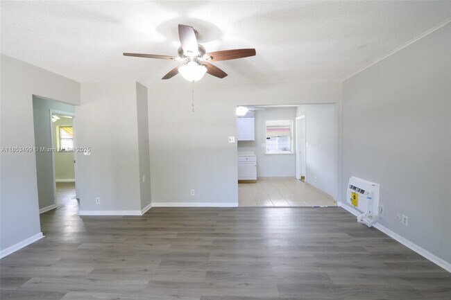 Building Photo - 1504 N 24th Ave