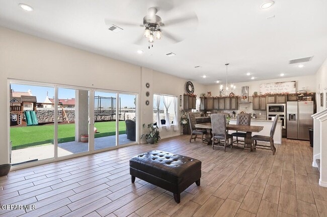 Building Photo - 11381 Hidalgo Dr