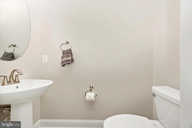 Building Photo - 5018 Judicial Wy