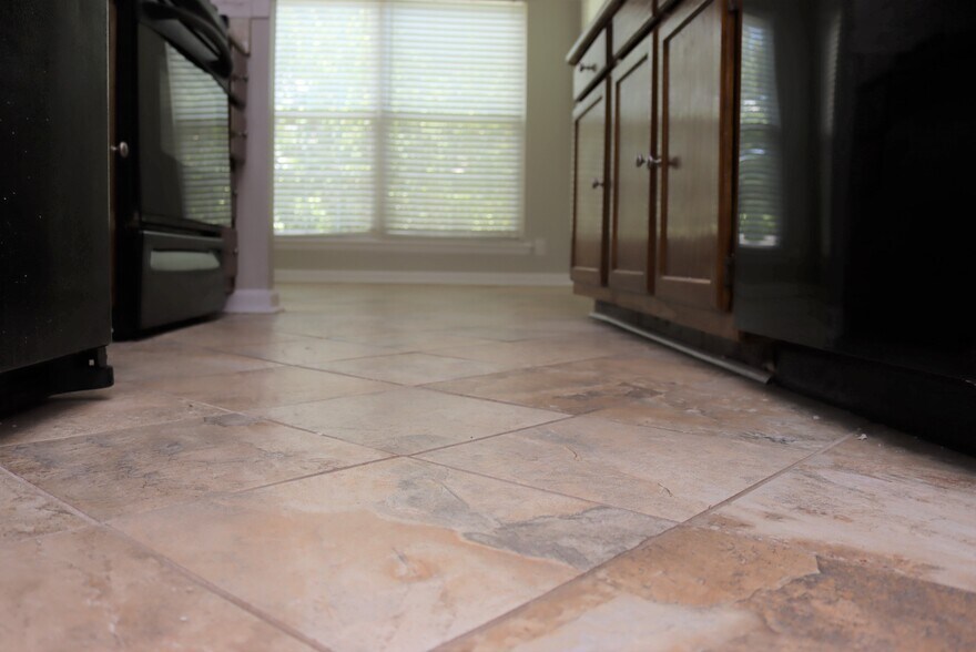 Tile in Kitchen - 1057 Stones Throw Dr NW
