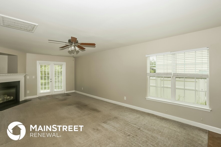 Building Photo - 4148 Broadstairs Dr SW