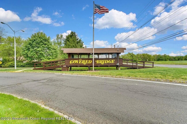 Building Photo - 116 Amberly Dr