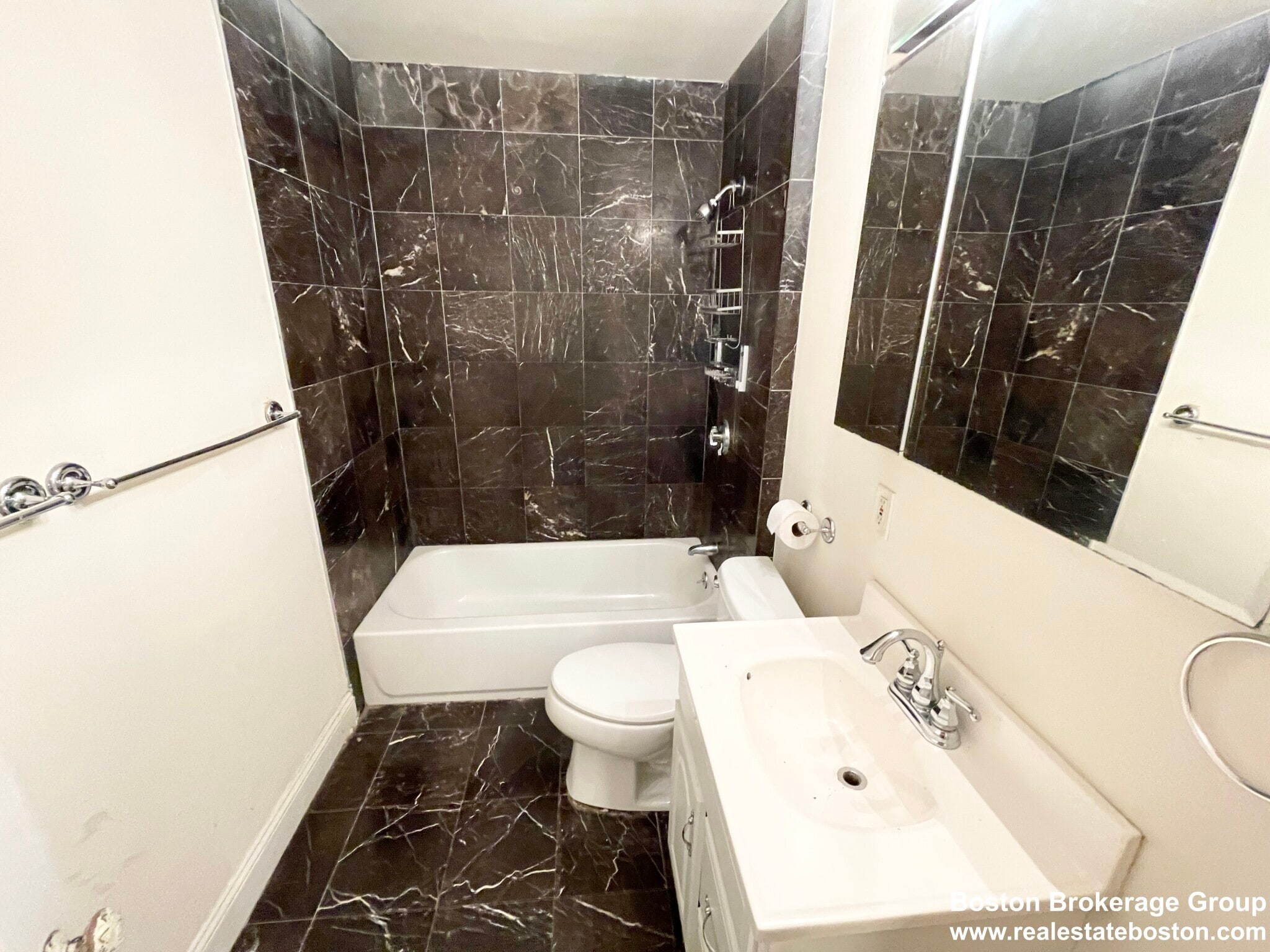 Building Photo - 76 Saint Stephen St