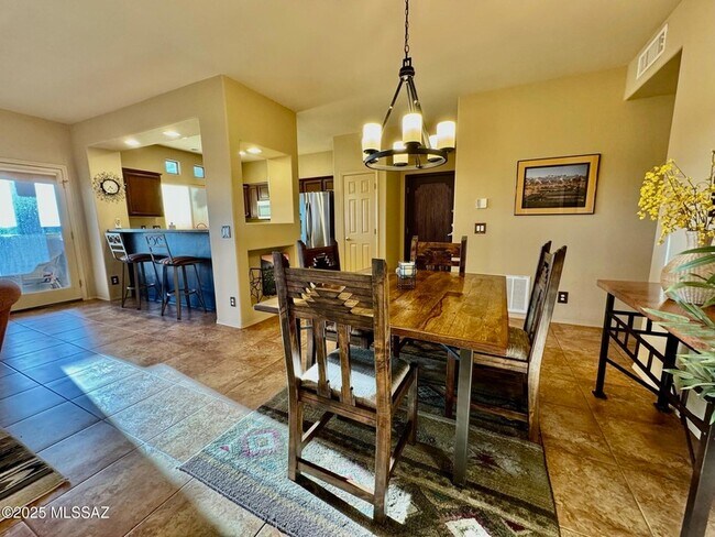Building Photo - 655 W Vistoso Highlands Dr