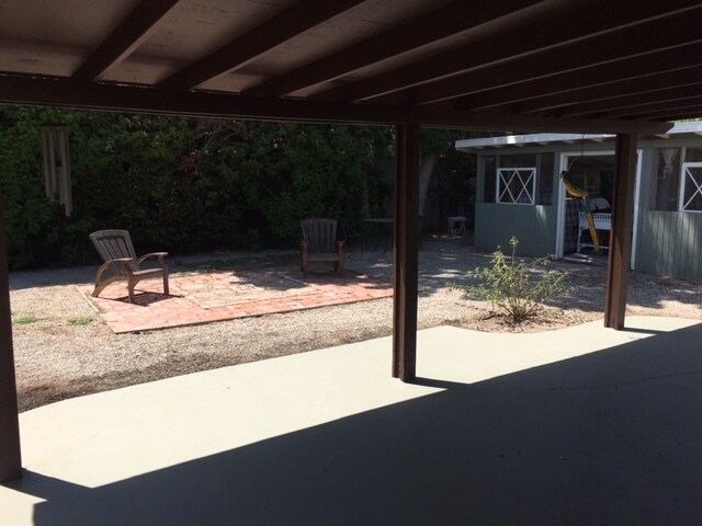 Building Photo - 6427 Gaviota Ave