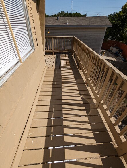 Building Photo - 21442 Coyote Trl