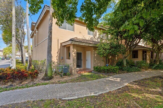 Building Photo - 5725 NW 114th Path