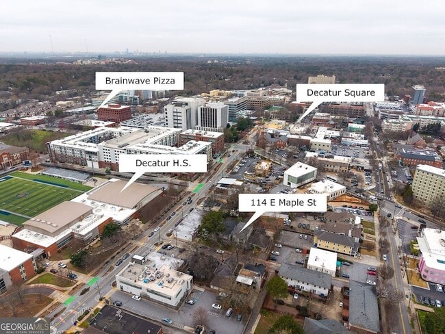 Building Photo - 114 E Maple St