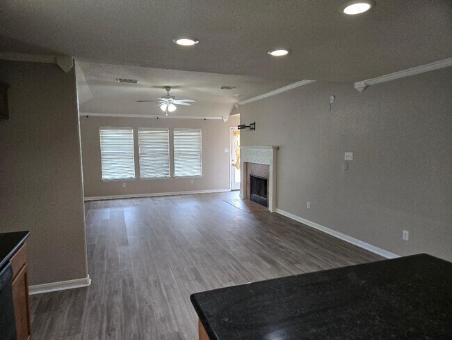 Building Photo - 3162 Crossout Ct