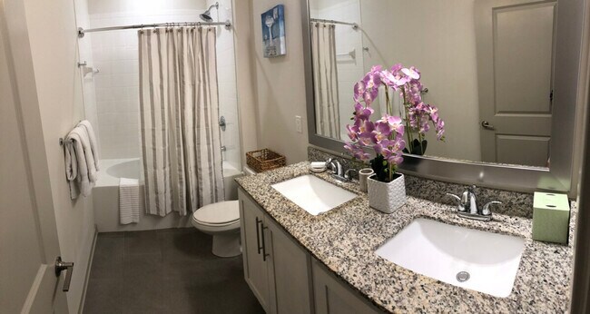 Building Photo - 11655 Flat Branch Cl Dr